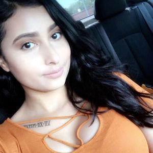 Meet your Posher, Abby